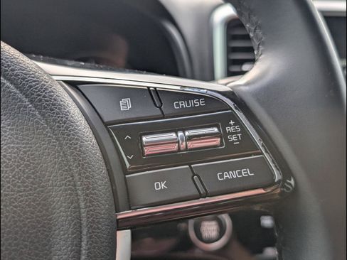 Used 2021 Kia Sportage EX FWD image 22