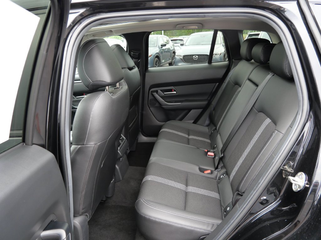 Used 2026 MAZDA CX-50 AWD 2.5 S w/ Preferred Pkg image 11
