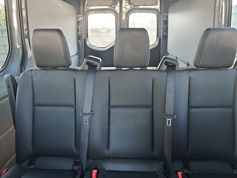 Used 2024 Mercedes-Benz Sprinter 2500 image 26