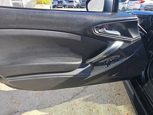 Used 2019 FIAT 124 Spider Classica w/ Technology Group image 39