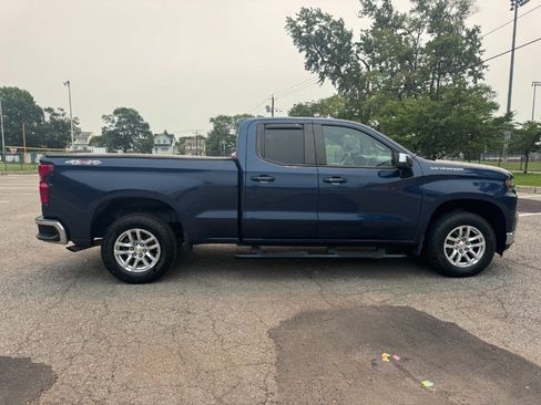 Used 2021 Chevrolet Silverado 1500 LT AWD/4WD image 8