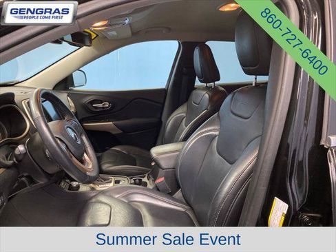 Certified 2017 Jeep Cherokee Limited AWD/4WD image 10