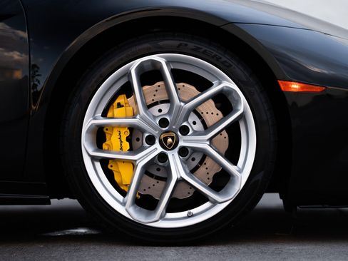 Used 2017 Lamborghini Huracan LP 580-2 image 37