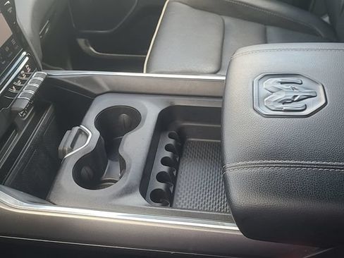 Used 2023 RAM 1500 Laramie AWD/4WD image 23