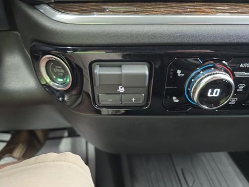 New 2026 GMC Sierra 1500 Elevation w/ LPO, Elevation Black Package image 21