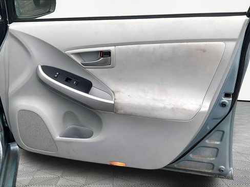 Used 2013 Toyota Prius Two image 27