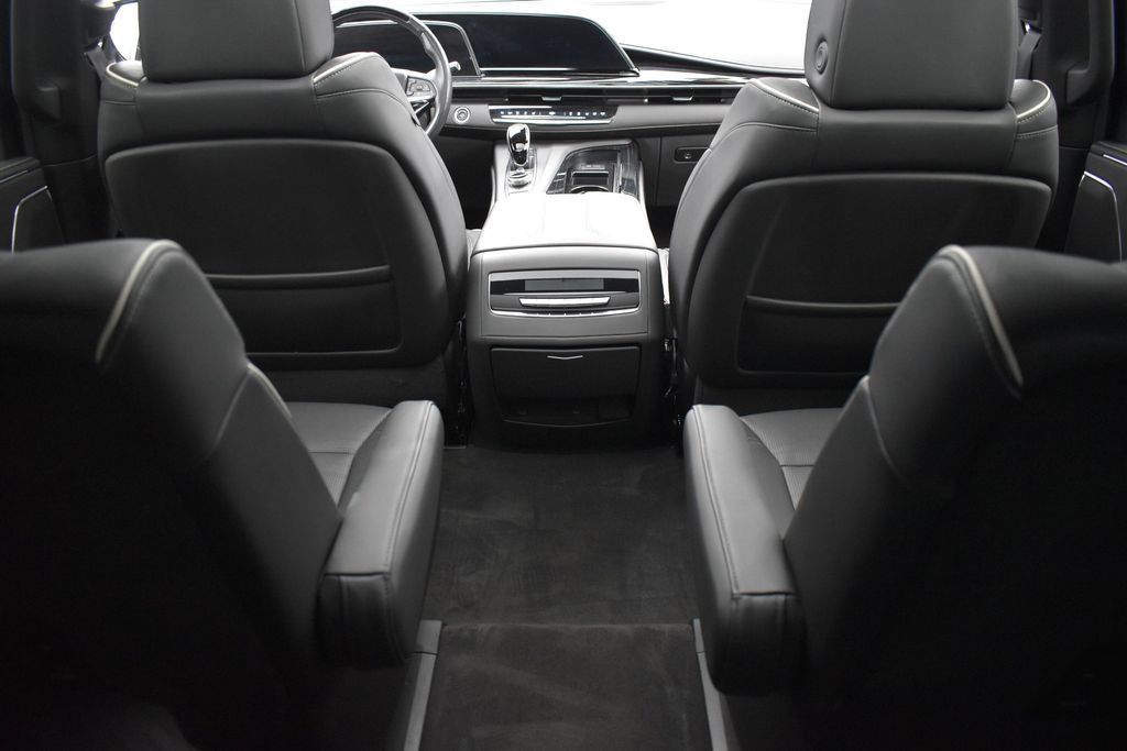 Used 2022 Cadillac Escalade Sport w/ Touring Package AWD/4WD image 31