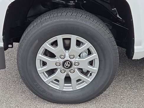 New 2026 Toyota Tacoma SR5 RWD image 5