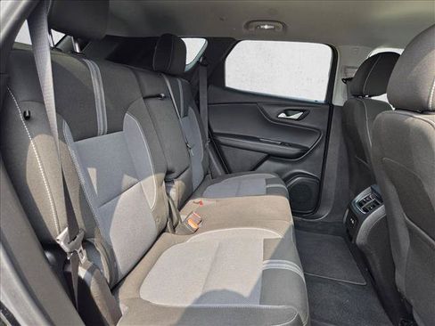 Used 2025 Chevrolet Blazer LT AWD/4WD image 19