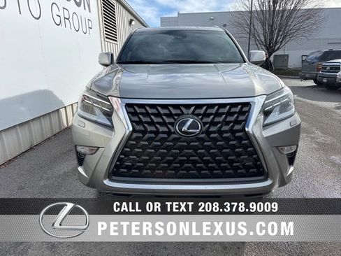 Used 2020 Lexus GX 460 Premium w/ Premium Package image 8