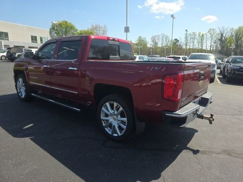 Used 2018 Chevrolet Silverado 1500 LTZ w/ Sport Package image 5