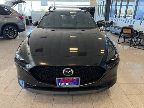Used 2023 MAZDA MAZDA3 s FWD image 7