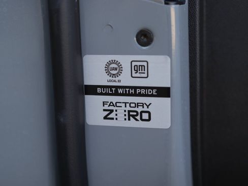 New 2026 GMC Hummer EV SUV image 59