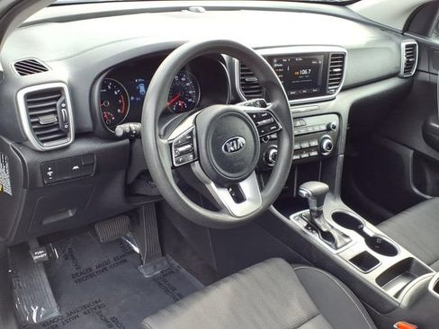 Used 2020 Kia Sportage LX FWD image 17