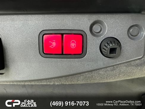 Used 2007 Mercedes-Benz SL 550 w/ Premium Pkg I image 17