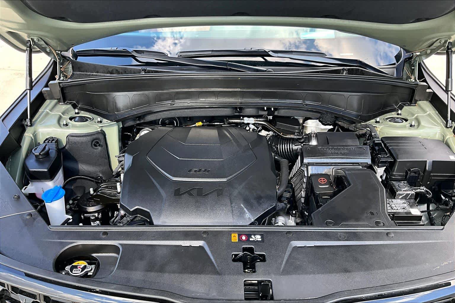 Certified 2025 Kia Telluride SX Prestige X-Line AWD/4WD image 29