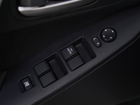 Used 2011 MAZDA MAZDA3 s Grand Touring image 21