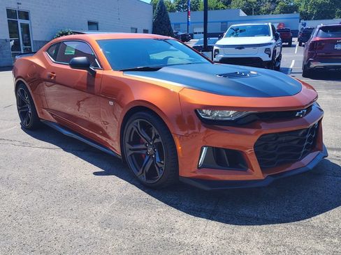 Used 2024 Chevrolet Camaro SS RWD image 5