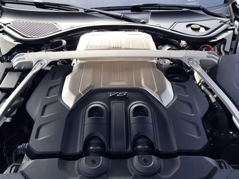 Used 2024 Bentley Continental GT V8 image 21