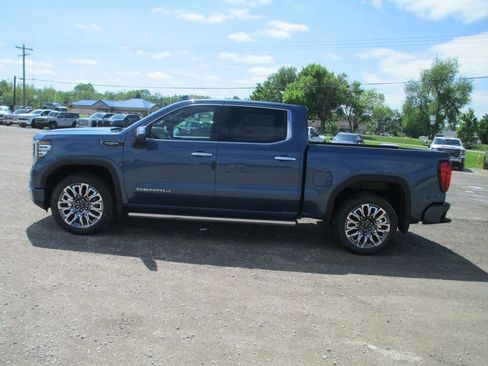 New 2026 GMC Sierra 1500 Denali Ultimate AWD/4WD image 9