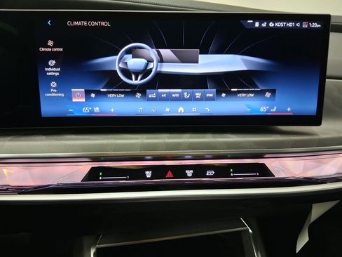 New 2026 BMW 740i 740i w/ Premium Package image 24