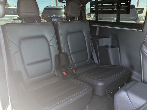 Used 2023 Ford Bronco Badlands w/ Sasquatch Package AWD/4WD image 30