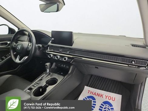 Used 2024 Honda Civic Touring image 31