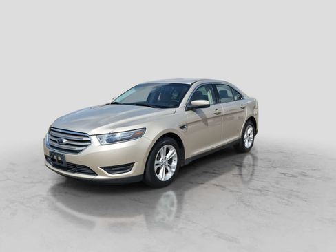Used 2017 Ford Taurus SEL w/ Equipment Group 201A FWD image 4