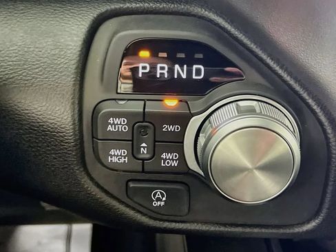 Used 2026 RAM 1500 Laramie AWD/4WD image 18