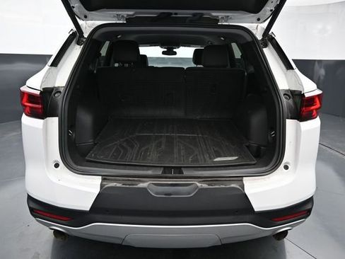 Used 2024 Chevrolet Blazer LT w/ LPO, Floor Liner Package FWD image 9