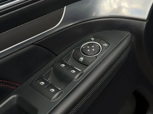 Used 2018 Ford Explorer Sport w/ Ford Safe & Smart Package image 26