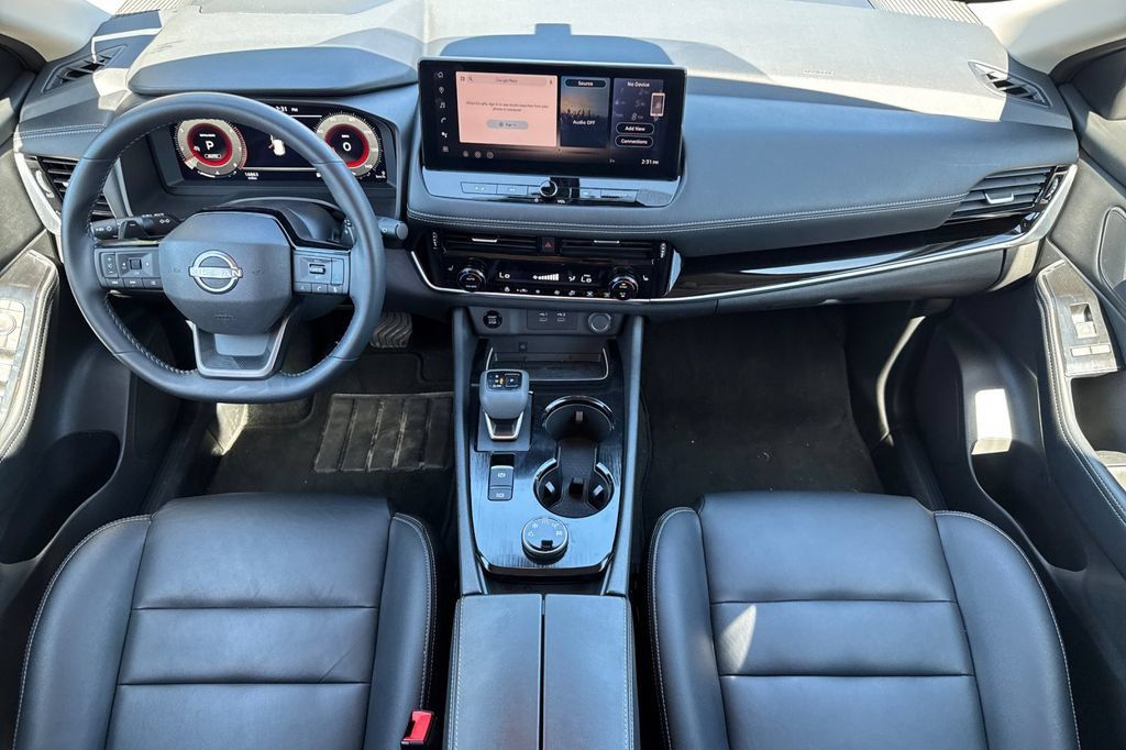Used 2026 Nissan Rogue SL AWD/4WD image 5