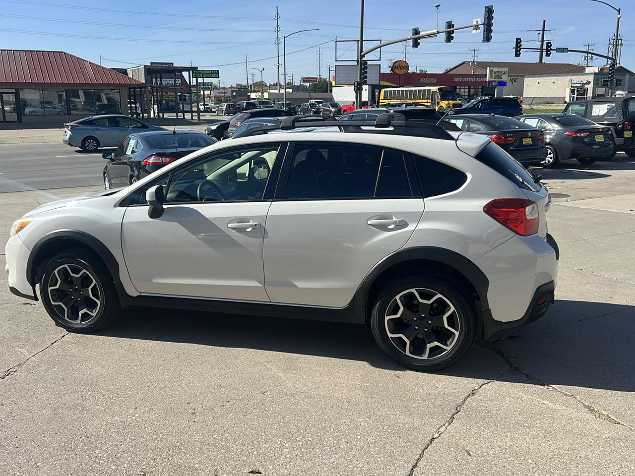 Used 2015 Subaru Crosstrek 2.0i Premium w/ Moonroof Package AWD/4WD image 6
