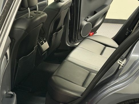Used 2013 Mercedes-Benz C 250 Sedan image 9