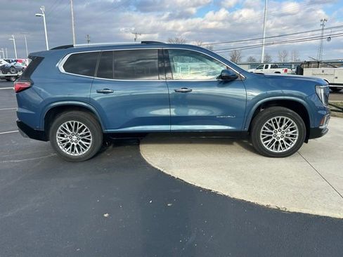 Used 2024 GMC Acadia Denali w/ Super Cruise Package image 9