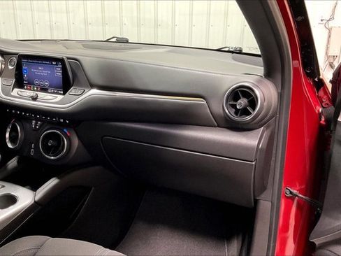 Used 2021 Chevrolet Blazer LT FWD image 16