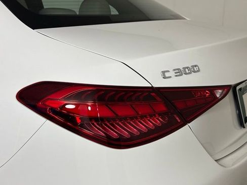 Used 2023 Mercedes-Benz C 300 Sedan image 17