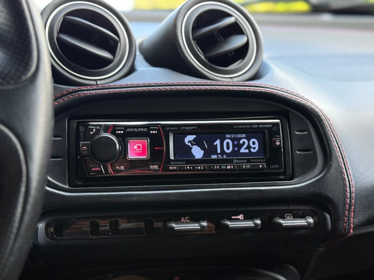 Used 2018 Alfa Romeo 4C Coupe w/ Convenience Group - Coupe RWD image 15