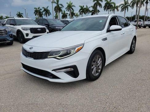 Used 2020 Kia Optima LX FWD image 3