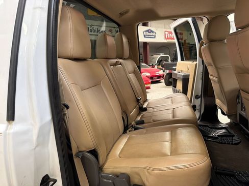 Used 2016 Ford F250 Lariat w/ Lariat Ultimate Package AWD/4WD image 42