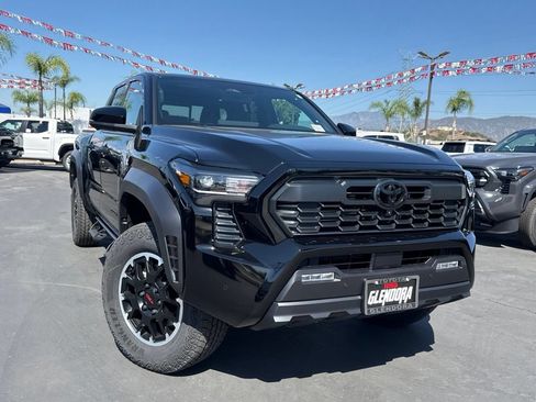 New 2026 Toyota Tacoma TRD Off-Road w/ TRD Off Road Premium Package AWD/4WD image 2
