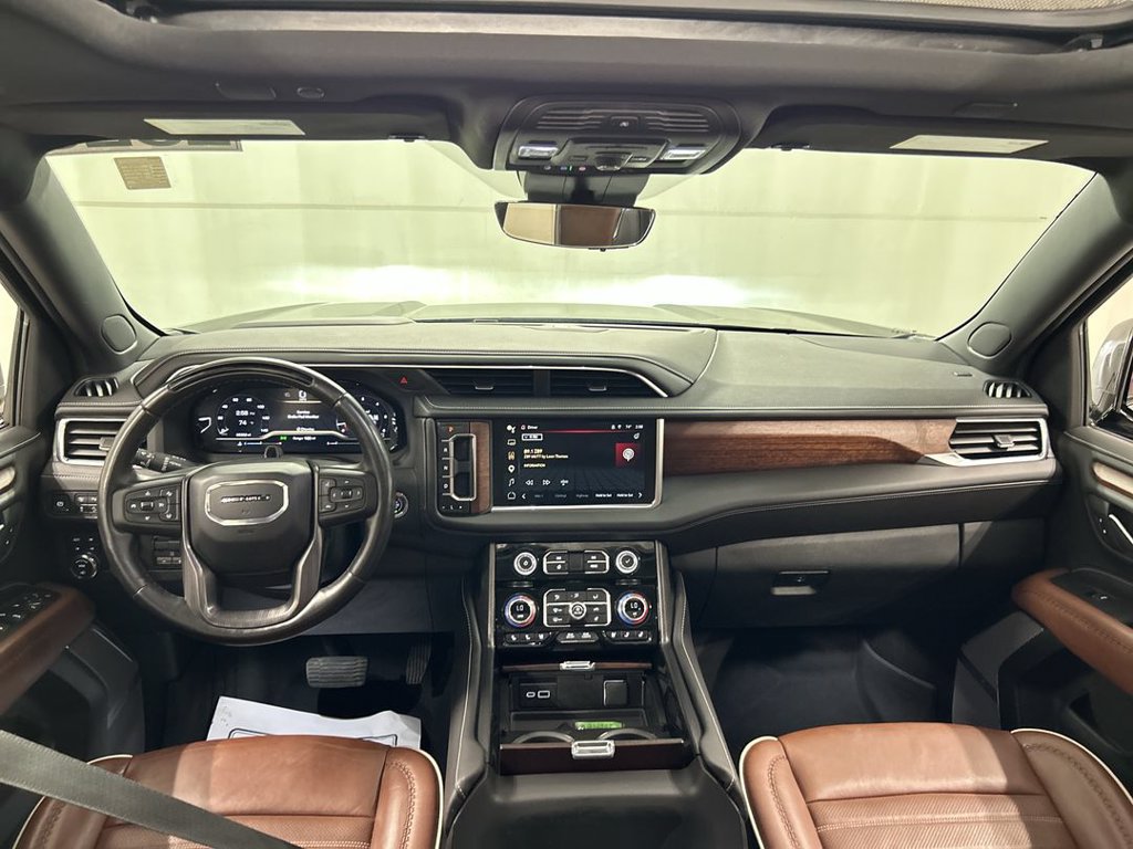 Used 2023 GMC Yukon Denali Ultimate AWD/4WD image 18