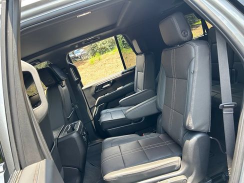 Used 2025 Chevrolet Tahoe High Country AWD/4WD image 47