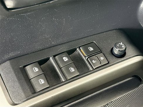 Used 2021 Toyota Tacoma SR5 image 22