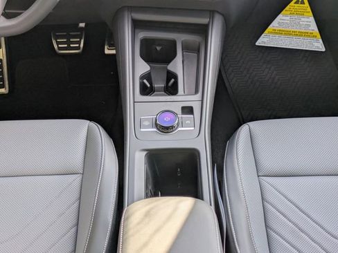 New 2026 Volkswagen Tiguan SE R-Line FWD image 19