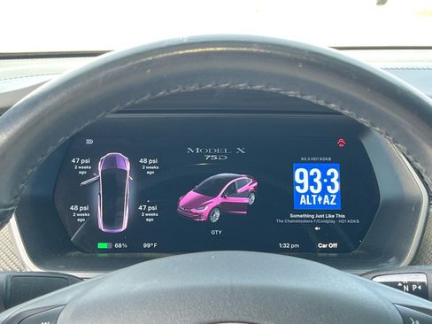 Used 2018 Tesla Model X 75D image 21