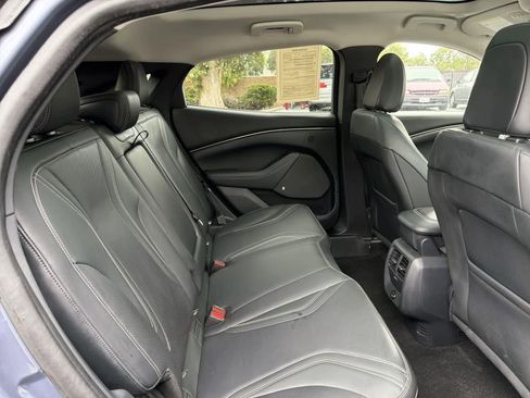 Used 2021 Ford Mustang Mach-E Premium image 28