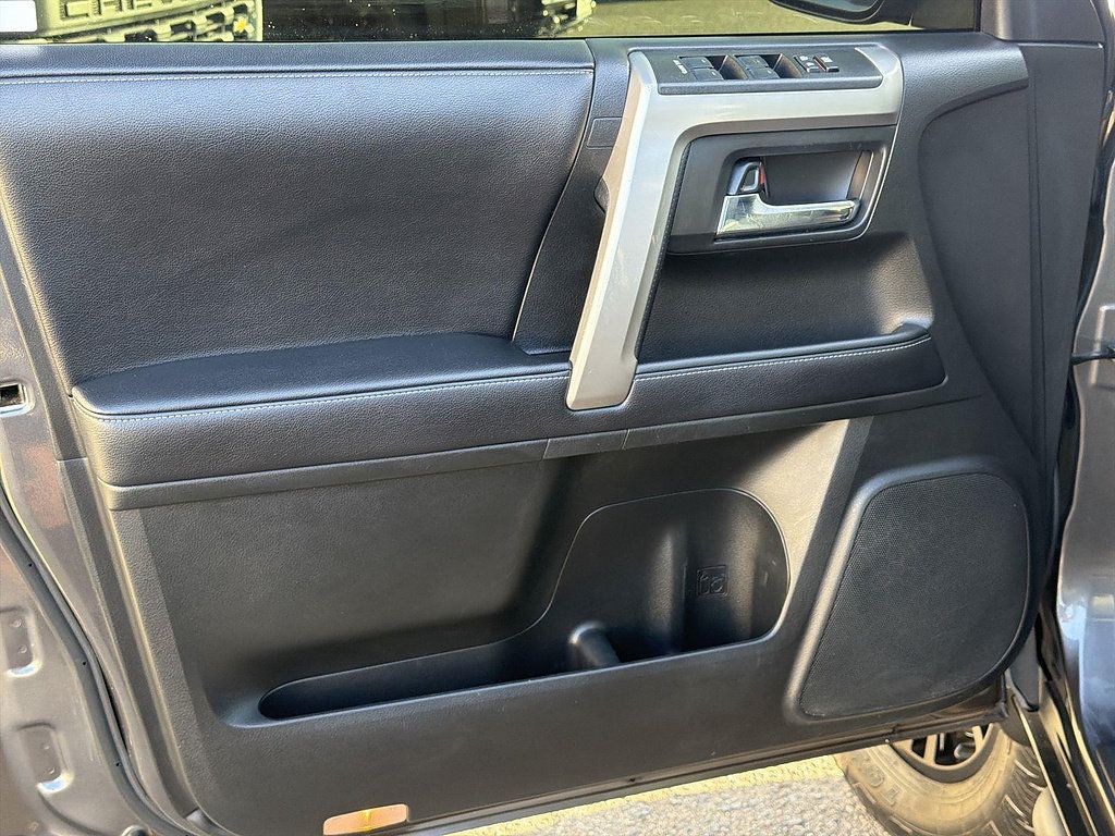Used 2019 Toyota 4Runner SR5 Premium w/ Wilderness Package AWD/4WD image 21
