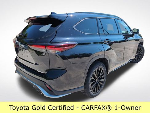 Certified 2024 Toyota Highlander XSE AWD/4WD image 6