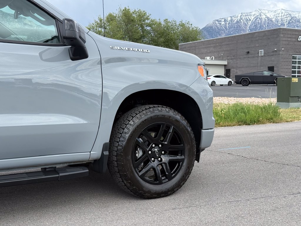 Used 2024 Chevrolet Silverado 1500 RST w/ Protection Package AWD/4WD image 3